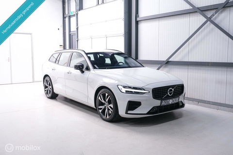 Volvo V60 2.0 T8 Recharge AWD R-Design | NL auto | DAB+ | CarPlay | Adaptive | Blis | Rijklaar |