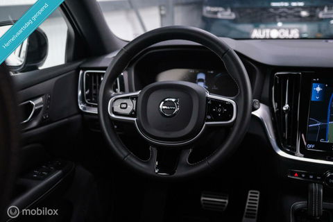 Volvo V60 2.0 T8 Recharge AWD R-Design | NL auto | DAB+ | CarPlay | Adaptive | Blis | Rijklaar |