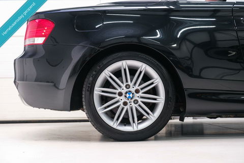 BMW 1 Serie Cabrio 118i High Executive M pakket | Leder | automaat | Xenon | Sportstoelen | youngtimer |