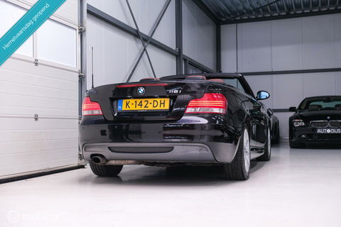 BMW 1 Serie Cabrio 118i High Executive M pakket | Leder | automaat | Xenon | Sportstoelen | youngtimer |