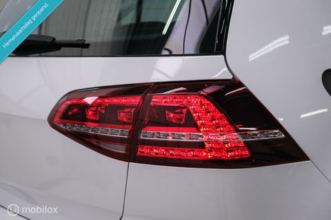 Volkswagen e-Golf | Adaptive | Stoelverwarming | PDC | Navigatie | Ambiance verlichting | LED |