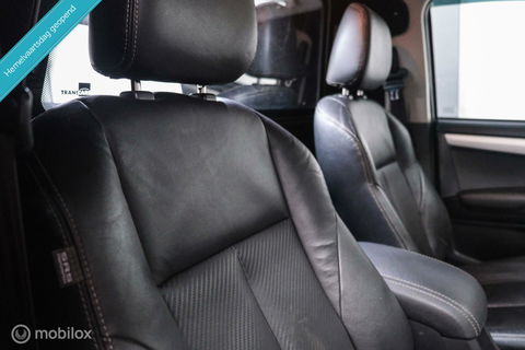 Isuzu D-max 1.9 Double Cab lang LS | 4x4 | Camera | Automaat | Zeer netjes | LED | Toyota Hilux |