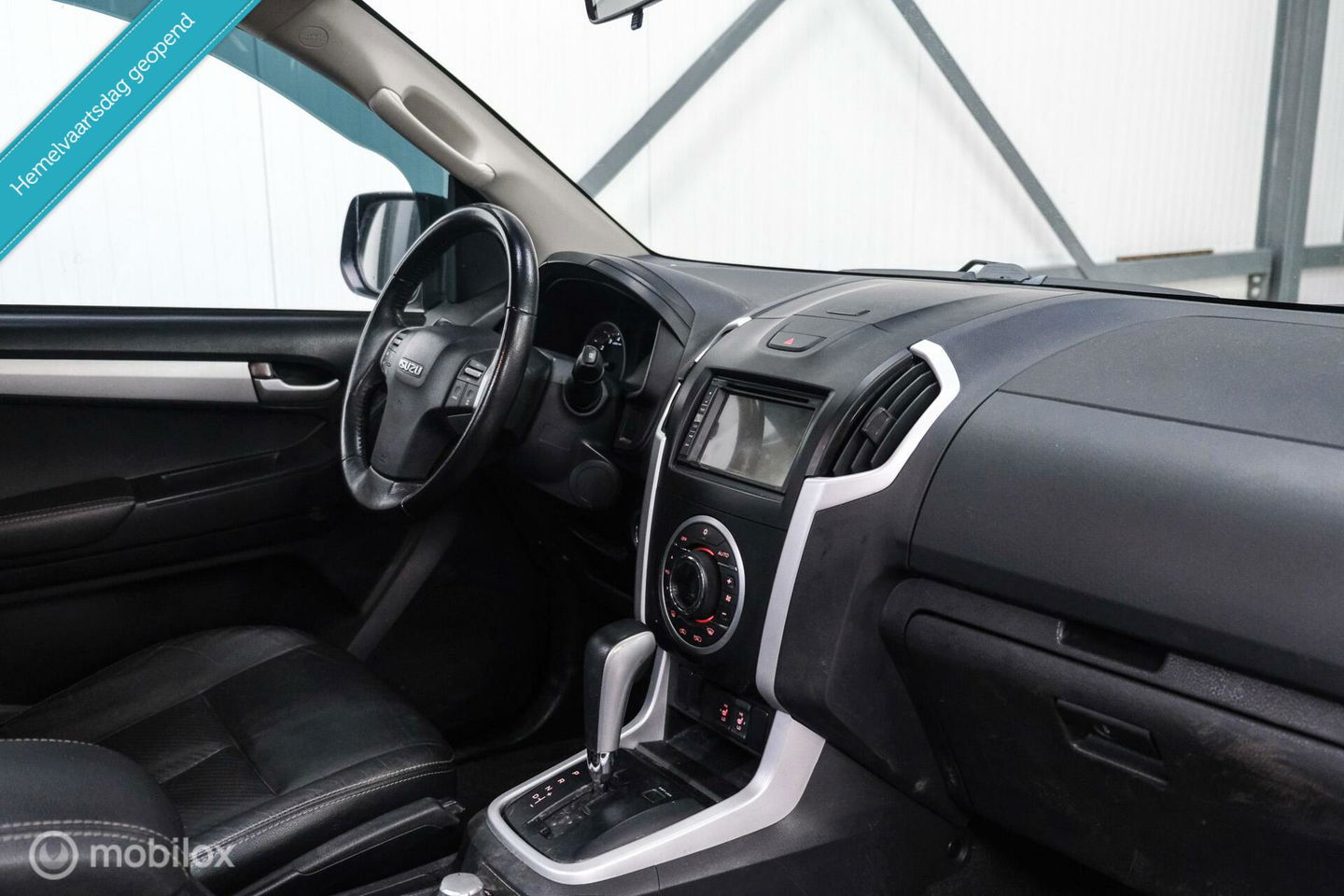 Isuzu D-max 1.9 Double Cab lang LS | 4x4 | Camera | Automaat | Zeer netjes | LED | Toyota Hilux |