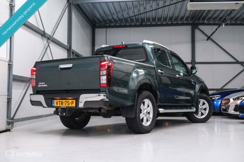 Isuzu D-max 1.9 Double Cab lang LS | 4x4 | Camera | Automaat | Zeer netjes | LED | Toyota Hilux |