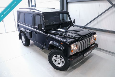 Land Rover Defender 2.4 TD 110 | Airco | BTW auto | Origineel NL | SVX | NAP | Commercial | ASS stoelen | Trekhaak | 60th anniversary | X Tech |