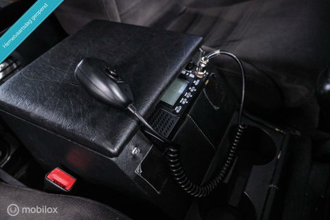 Land Rover Defender 2.4 TD 110 | Airco | BTW auto | Origineel NL | SVX | NAP | Commercial | ASS stoelen | Trekhaak | 60th anniversary | X Tech |