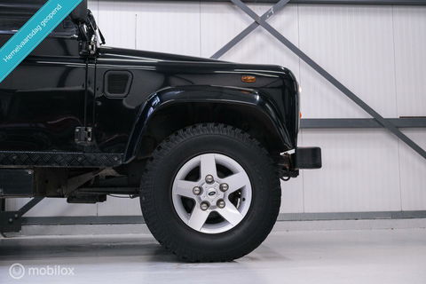 Land Rover Defender 2.4 TD 110 | Airco | BTW auto | Origineel NL | SVX | NAP | Commercial | ASS stoelen | Trekhaak | 60th anniversary | X Tech |