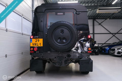 Land Rover Defender 2.4 TD 110 | Airco | BTW auto | Origineel NL | SVX | NAP | Commercial | ASS stoelen | Trekhaak | 60th anniversary | X Tech |