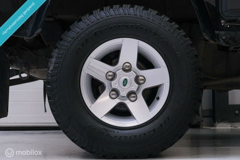 Land Rover Defender 2.4 TD 110 | Airco | BTW auto | Origineel NL | SVX | NAP | Commercial | ASS stoelen | Trekhaak | 60th anniversary | X Tech |