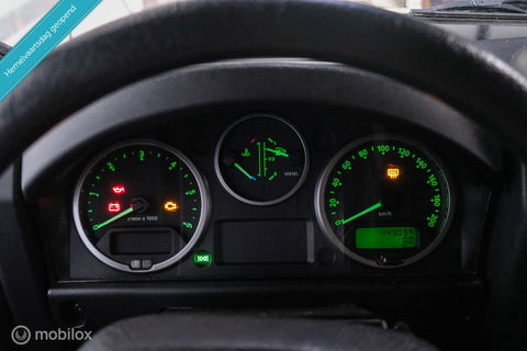 Land Rover Defender 2.4 TD 110 | Airco | BTW auto | Origineel NL | SVX | NAP | Commercial | ASS stoelen | Trekhaak | 60th anniversary | X Tech |