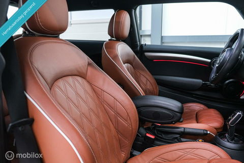 MINI Mini 2.0 John Cooper Works Chili
