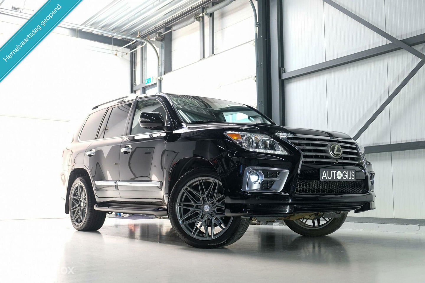 Lexus LX 570 5.7 V8 389 pk | 8 persoons | Mark Levinson | luchtvering | unieke auto!