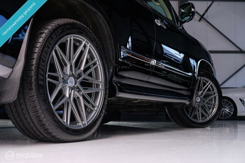 Lexus LX 570 5.7 V8 389 pk | 8 persoons | Mark Levinson | luchtvering | unieke auto!