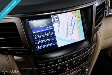 Lexus LX 570 5.7 V8 389 pk | 8 persoons | Mark Levinson | luchtvering | unieke auto!