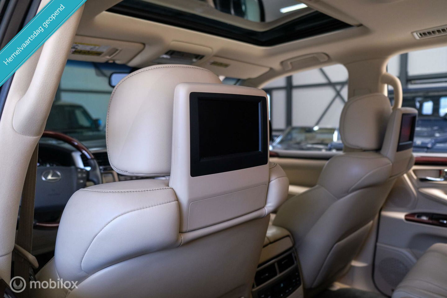 Lexus LX 570 5.7 V8 389 pk | 8 persoons | Mark Levinson | luchtvering | unieke auto!