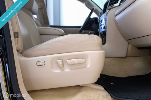 Lexus LX 570 5.7 V8 389 pk | 8 persoons | Mark Levinson | luchtvering | unieke auto!