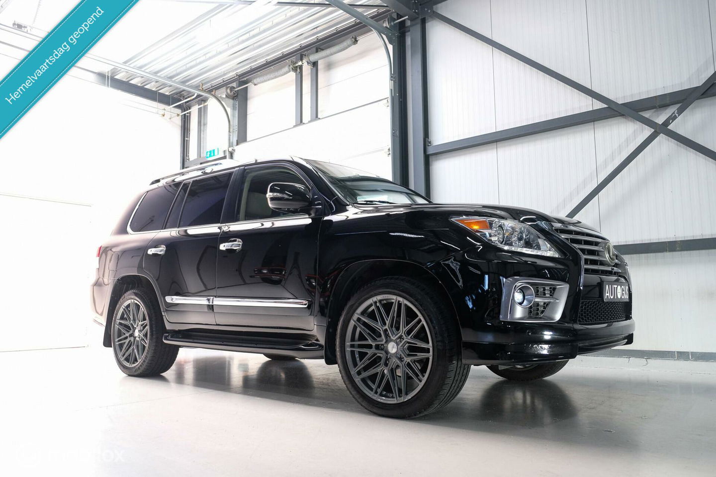 Lexus LX 570 5.7 V8 389 pk | 8 persoons | Mark Levinson | luchtvering | unieke auto!