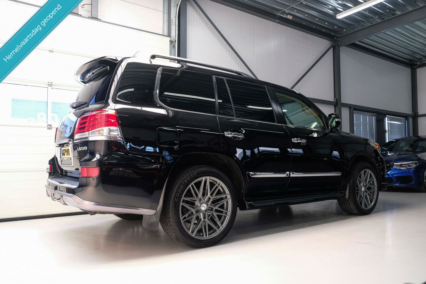 Lexus LX 570 5.7 V8 389 pk | 8 persoons | Mark Levinson | luchtvering | unieke auto!