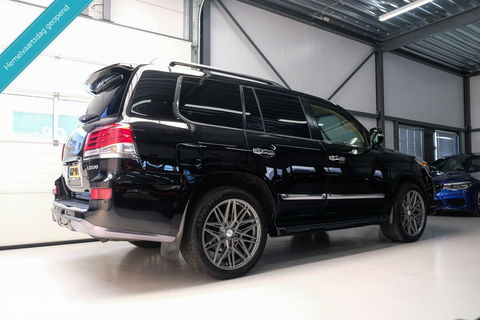 Lexus LX 570 5.7 V8 389 pk | 8 persoons | Mark Levinson | luchtvering | unieke auto!