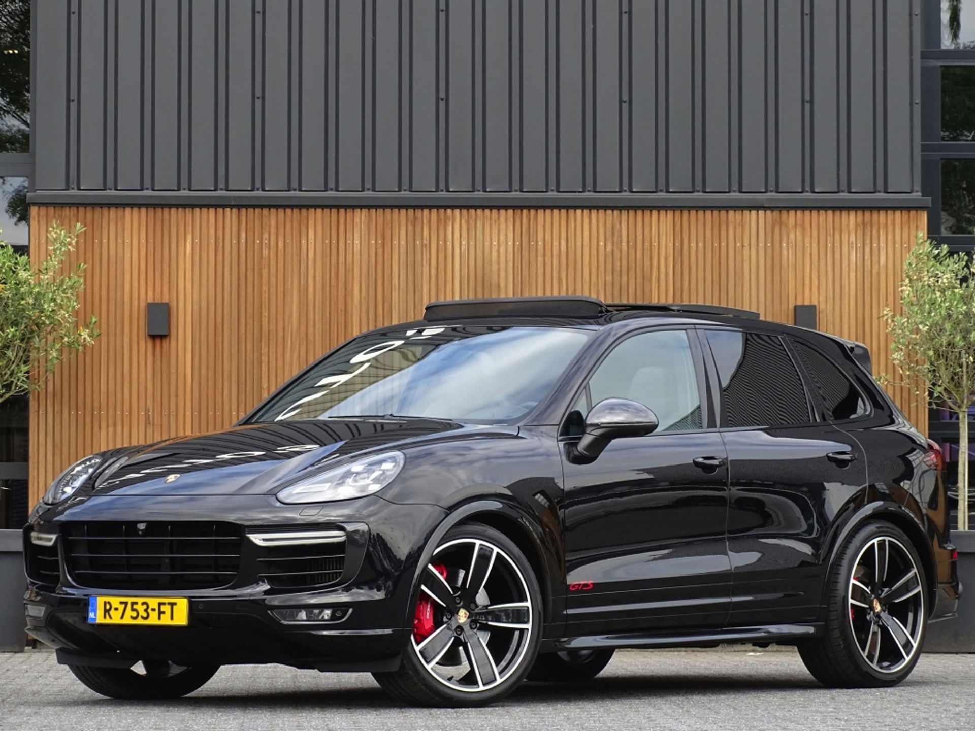 Porsche Cayenne 3.6 V6 GTS 440PK SportDesign / CARBON / LED
