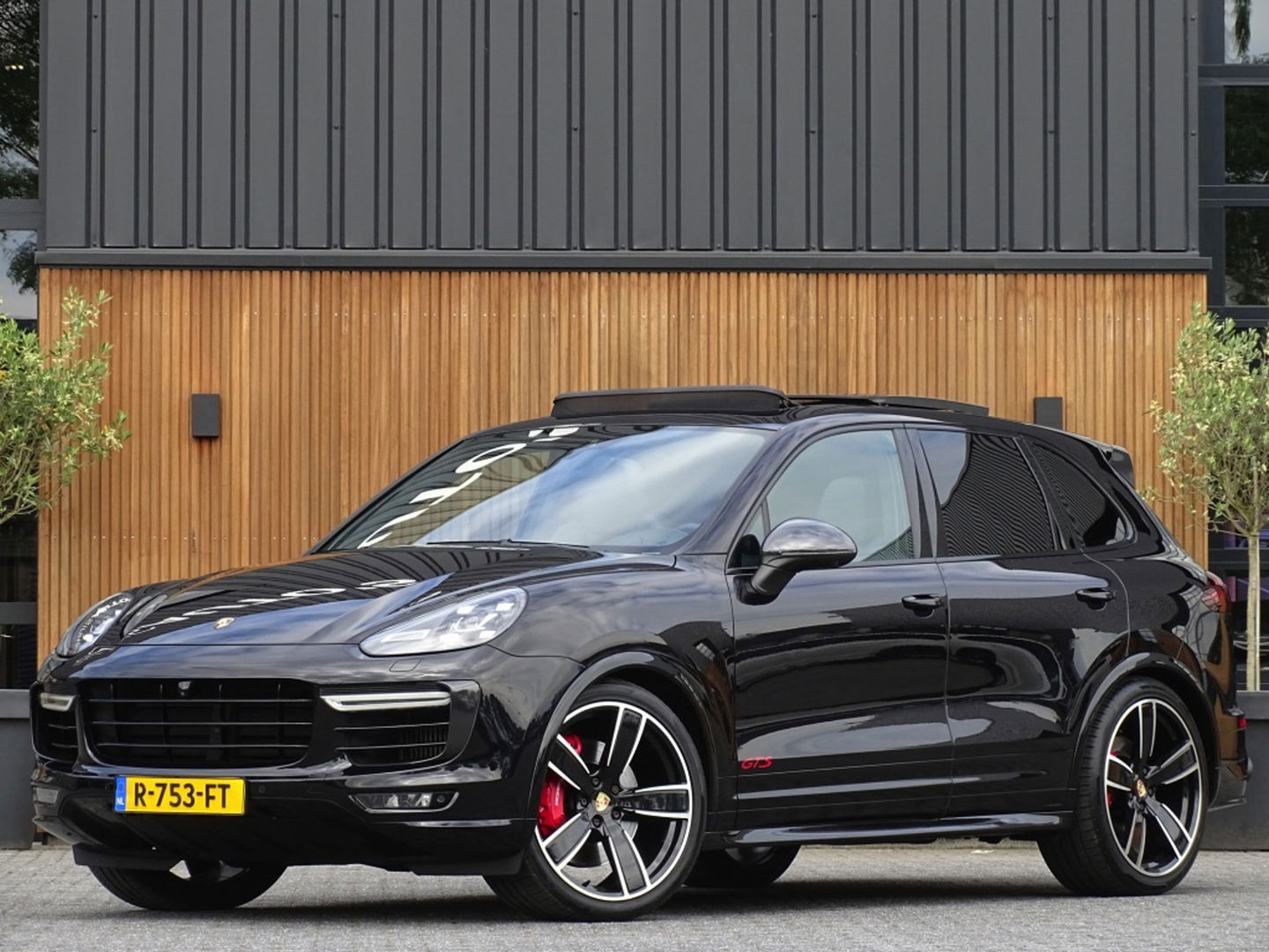 Porsche Cayenne 3.6 V6 GTS 440PK SportDesign / CARBON / LED