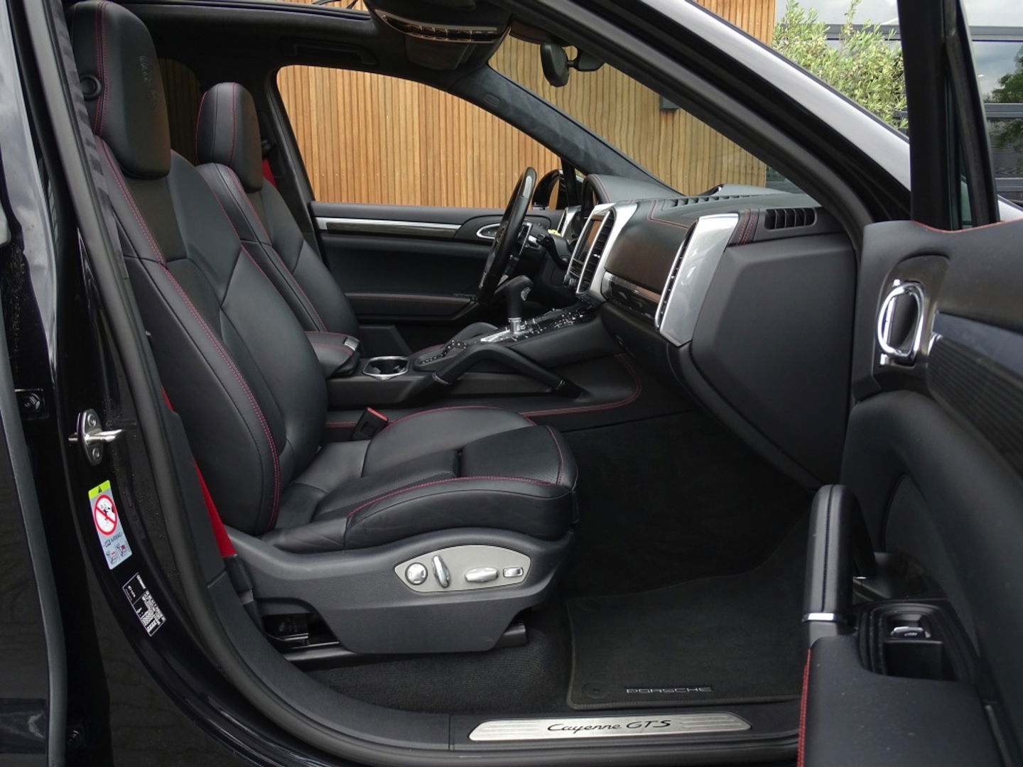 Porsche Cayenne 3.6 V6 GTS 440PK SportDesign / CARBON / LED