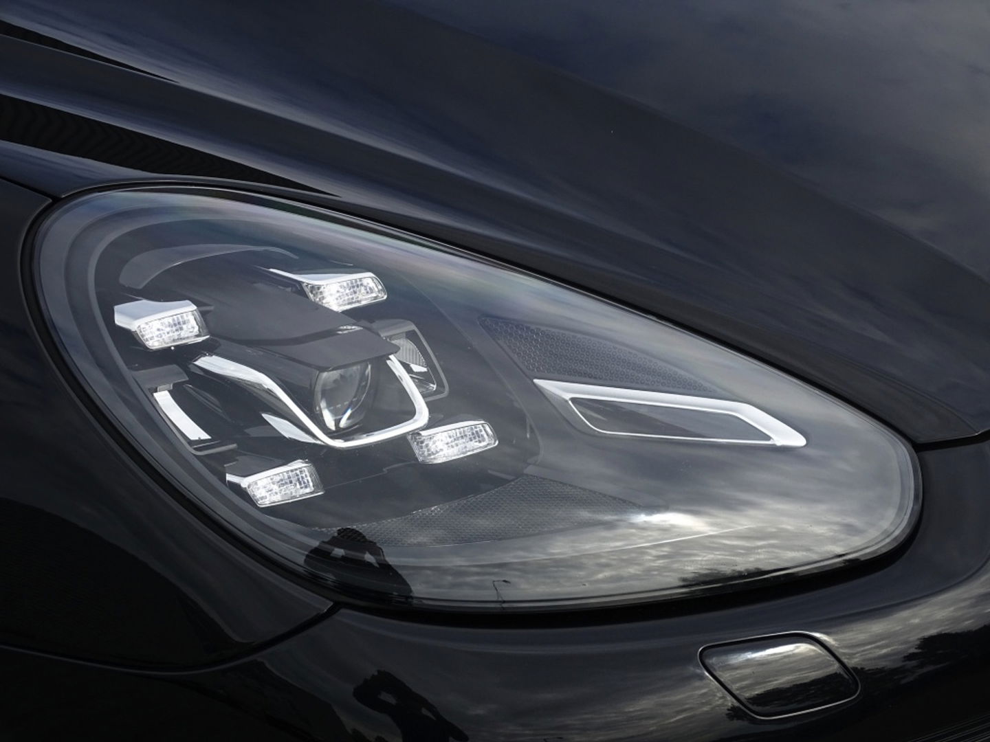 Porsche Cayenne 3.6 V6 GTS 440PK SportDesign / CARBON / LED