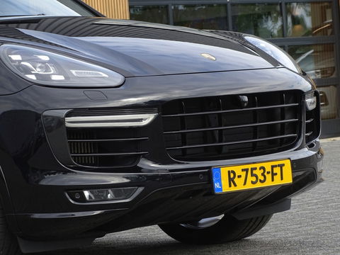Porsche Cayenne 3.6 V6 GTS 440PK SportDesign / CARBON / LED
