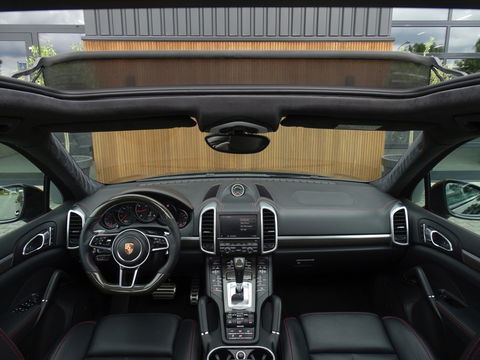 Porsche Cayenne 3.6 V6 GTS 440PK SportDesign / CARBON / LED
