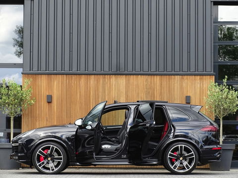 Porsche Cayenne 3.6 V6 GTS 440PK SportDesign / CARBON / LED