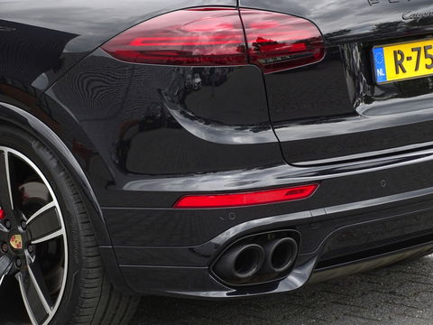 Porsche Cayenne 3.6 V6 GTS 440PK SportDesign / CARBON / LED