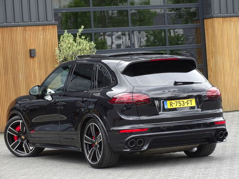 Porsche Cayenne 3.6 V6 GTS 440PK SportDesign / CARBON / LED