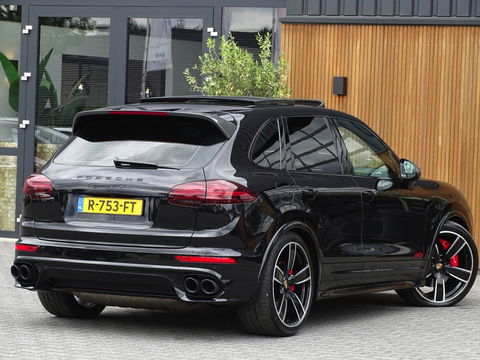Porsche Cayenne 3.6 V6 GTS 440PK SportDesign / CARBON / LED