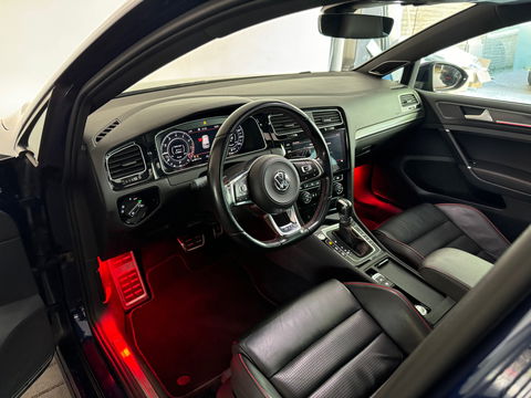 Volkswagen Golf 2.0 TSI GTI Performance Pano|Key|Dyna|Memory