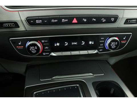 Audi Q7 3.0 TDI quattro S Line 7 persoons | Panoramadak | Adaptive cruise | 360 camera | Leder | Achterbankverwarming | Full LED | Navigatie