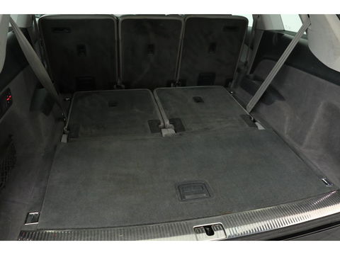Audi Q7 3.0 TDI quattro S Line 7 persoons | Panoramadak | Adaptive cruise | 360 camera | Leder | Achterbankverwarming | Full LED | Navigatie