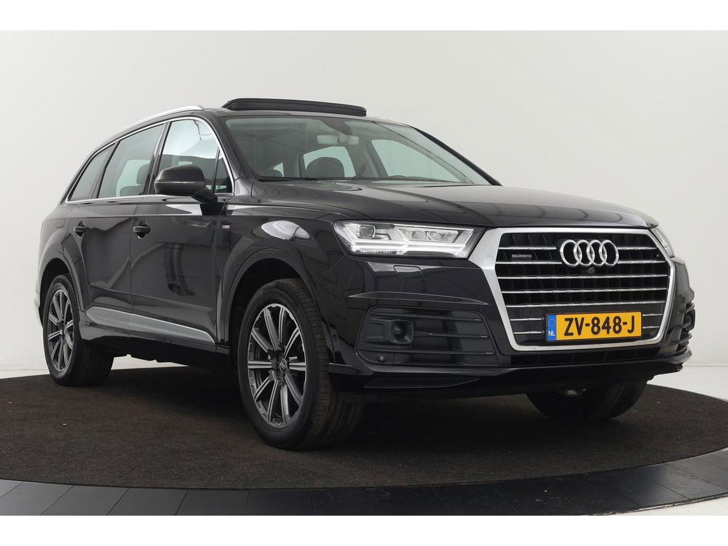 Audi Q7 3.0 TDI quattro S Line 7 persoons | Panoramadak | Adaptive cruise | 360 camera | Leder | Achterbankverwarming | Full LED | Navigatie