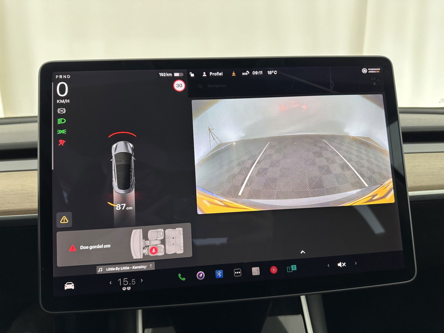 Tesla Model 3 Standard RWD Plus 60 kWh [ 3-Fase ] (INCL-BTW) Aut. *PANO | AUTO-PILOT | FULL-LEATHER | KEYLESS | FULL-LED | MEMORY-PACK | SURROUND-VIEW | DAB | CARPLAY | DIGI-COCKPIT | LANE-ASSIST | COMFORT-SEATS | 18"ALU*