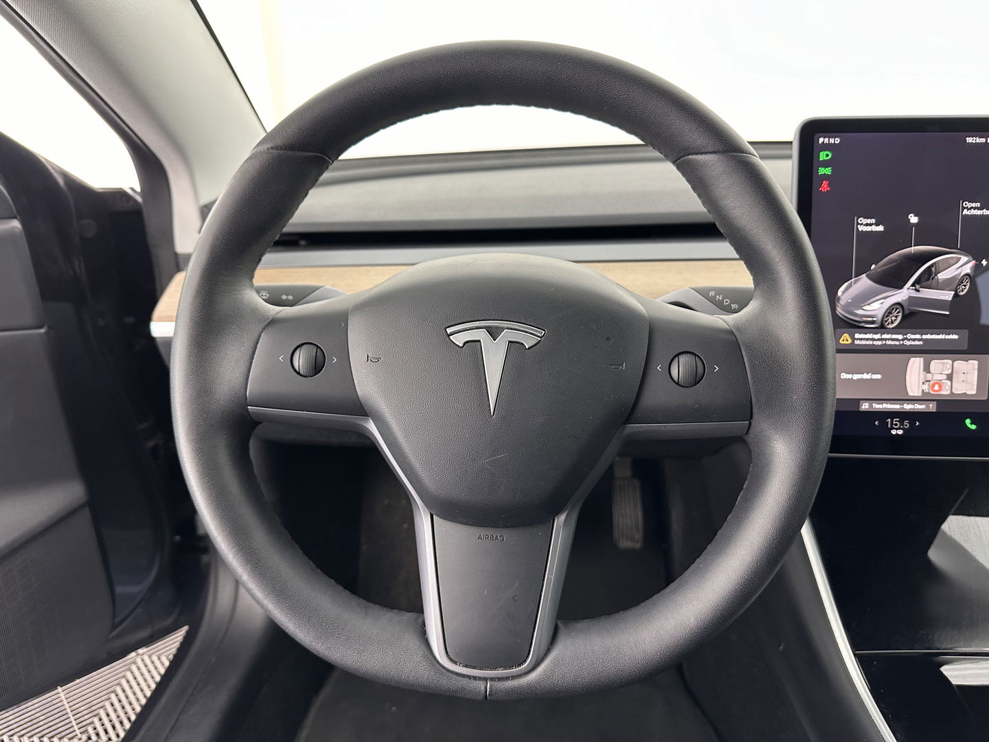 Tesla Model 3 Standard RWD Plus 60 kWh [ 3-Fase ] (INCL-BTW) Aut. *PANO | AUTO-PILOT | FULL-LEATHER | KEYLESS | FULL-LED | MEMORY-PACK | SURROUND-VIEW | DAB | CARPLAY | DIGI-COCKPIT | LANE-ASSIST | COMFORT-SEATS | 18"ALU*