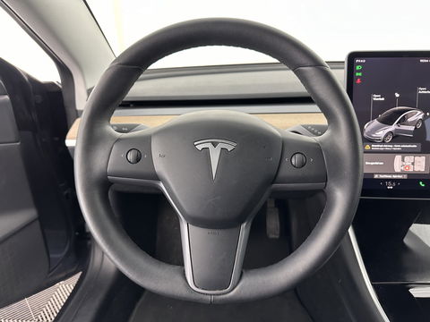 Tesla Model 3 Standard RWD Plus 60 kWh [ 3-Fase ] (INCL-BTW) Aut. *PANO | AUTO-PILOT | FULL-LEATHER | KEYLESS | FULL-LED | MEMORY-PACK | SURROUND-VIEW | DAB | CARPLAY | DIGI-COCKPIT | LANE-ASSIST | COMFORT-SEATS | 18"ALU*