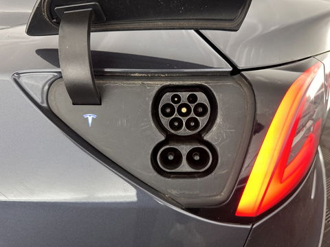 Tesla Model 3 Standard RWD Plus 60 kWh [ 3-Fase ] (INCL-BTW) Aut. *PANO | AUTO-PILOT | FULL-LEATHER | KEYLESS | FULL-LED | MEMORY-PACK | SURROUND-VIEW | DAB | CARPLAY | DIGI-COCKPIT | LANE-ASSIST | COMFORT-SEATS | 18"ALU*