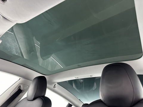 Tesla Model 3 Standard RWD Plus 60 kWh [ 3-Fase ] (INCL-BTW) Aut. *PANO | AUTO-PILOT | FULL-LEATHER | KEYLESS | FULL-LED | MEMORY-PACK | SURROUND-VIEW | DAB | CARPLAY | DIGI-COCKPIT | LANE-ASSIST | COMFORT-SEATS | 18"ALU*