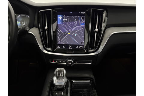 Volvo V60 2.0 T6 Recharge AWD Inscription 291PK 360 Camera Pano Harman/Kardon Trekhaak LED Head up Display Carplay Cruise Clima Memory 19"LMV Navi