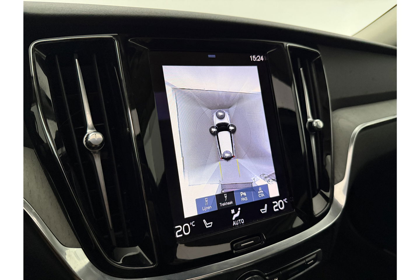 Volvo V60 2.0 T6 Recharge AWD Inscription 291PK 360 Camera Pano Harman/Kardon Trekhaak LED Head up Display Carplay Cruise Clima Memory 19"LMV Navi