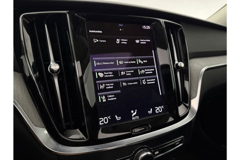 Volvo V60 2.0 T6 Recharge AWD Inscription 291PK 360 Camera Pano Harman/Kardon Trekhaak LED Head up Display Carplay Cruise Clima Memory 19"LMV Navi