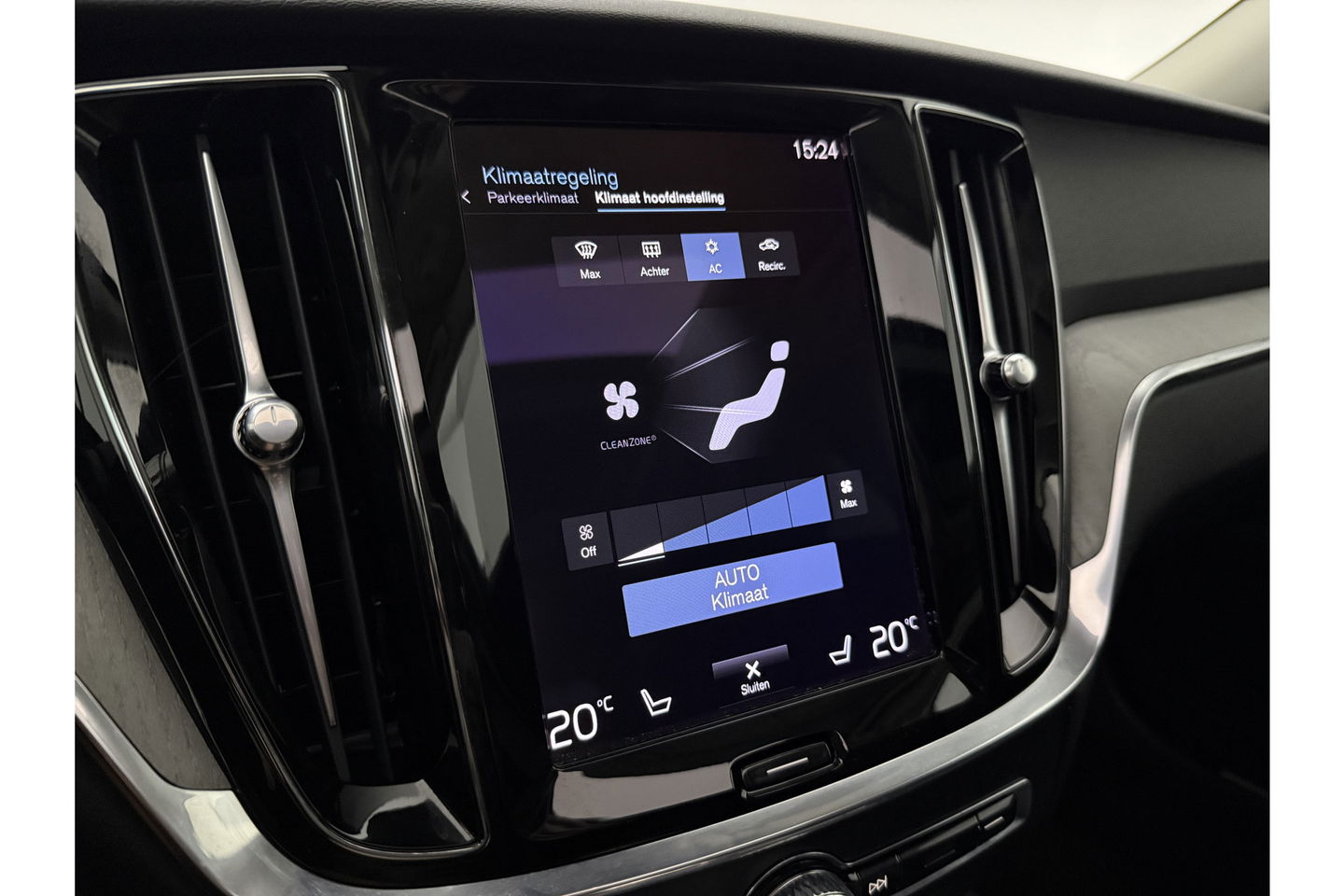 Volvo V60 2.0 T6 Recharge AWD Inscription 291PK 360 Camera Pano Harman/Kardon Trekhaak LED Head up Display Carplay Cruise Clima Memory 19"LMV Navi