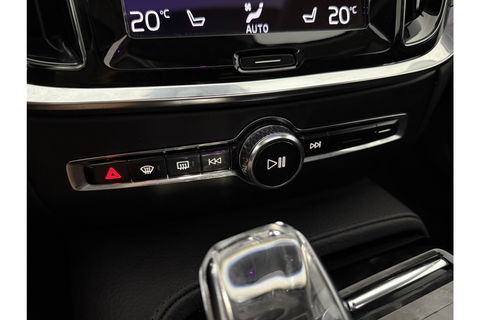 Volvo V60 2.0 T6 Recharge AWD Inscription 291PK 360 Camera Pano Harman/Kardon Trekhaak LED Head up Display Carplay Cruise Clima Memory 19"LMV Navi