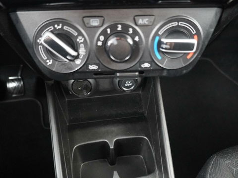 Suzuki Swift 1.2 Select Smart Hybrid