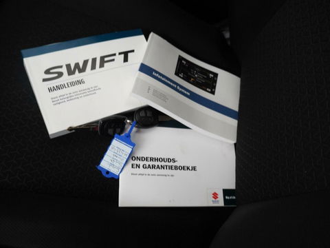 Suzuki Swift 1.2 Select Smart Hybrid
