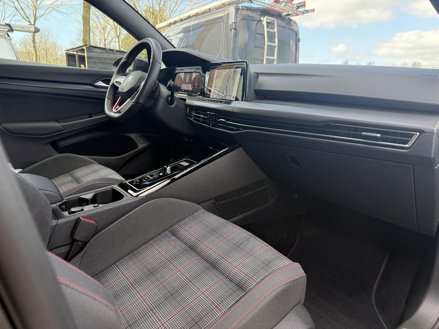 Volkswagen Golf 2.0 TSI GTI 245PK l Stoel verwarming l Navigatie